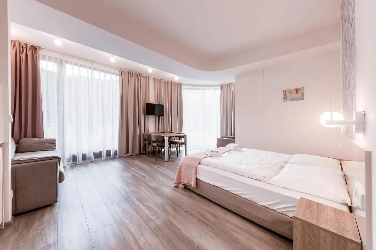 Kora Apartments Praga 0*,