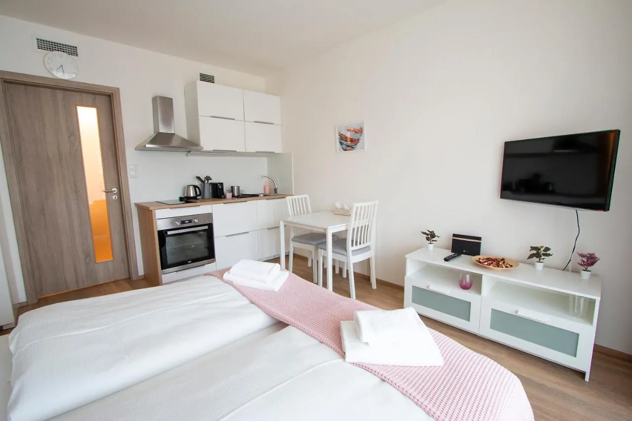 Kora Apartments Praga