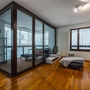 Modern Spacious Flat With A Terrace And A Parking Prag