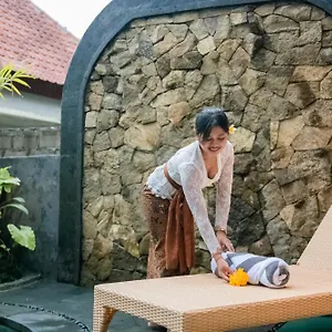 https://madhawa-ubud-villa-spa.ubudhotelsnow.com
